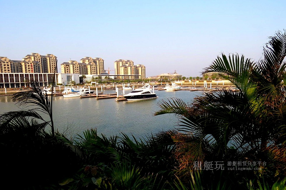 海南?？谛虏簫u國(guó)際游艇會(huì)