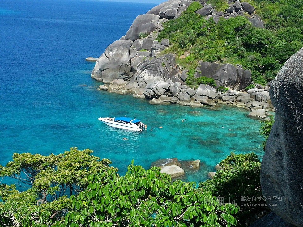 普吉游艇俱樂(lè)部（Boat Lagoon Marina）→閣朗艾島→蛋島→納卡島→普吉游艇俱樂(lè)部
